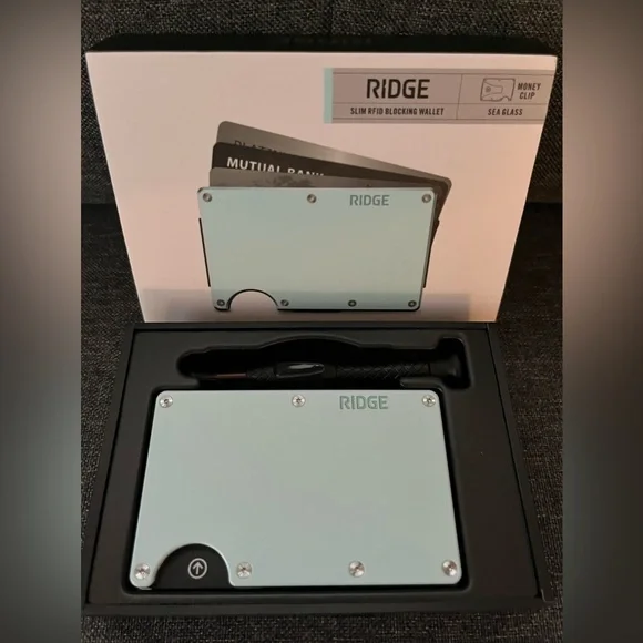 Ridge RFID Blocking Wallet w/Money Clip, Sea Glass, NIB, NWT - Picture 3 of 9
